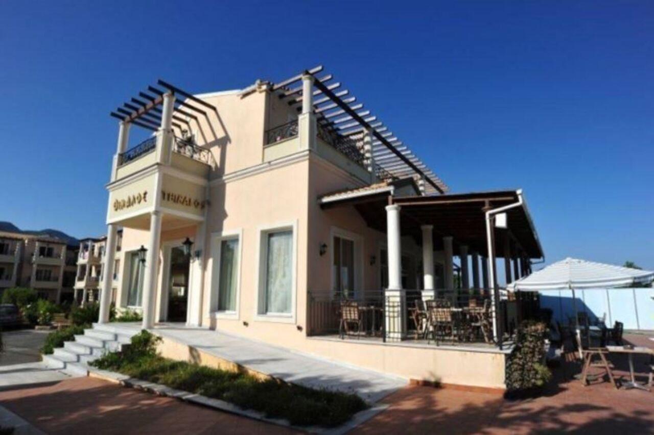 אצ'ארבי Thinalos Aparthotel מראה חיצוני תמונה